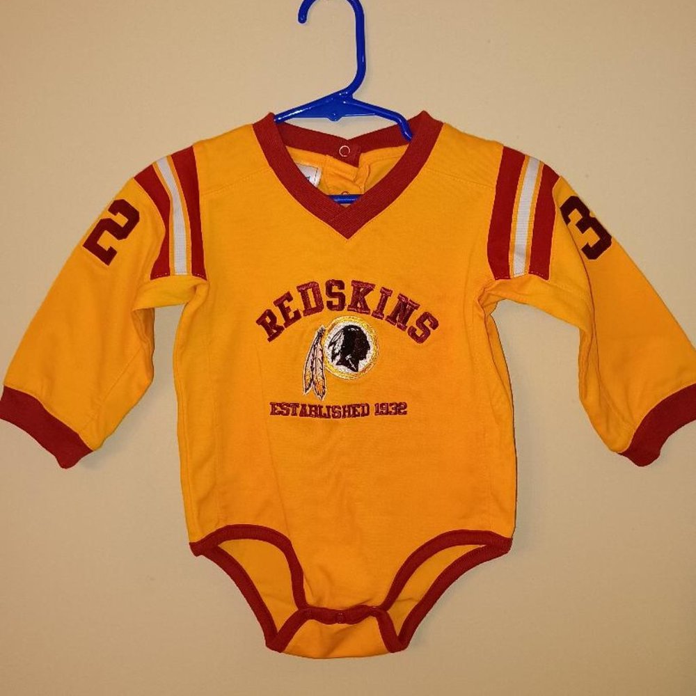 Washington Reskins Burgundy/Gold Long Sleeve Onsie - 18 months